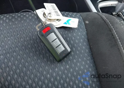 2018 Mitsubishi Outlander Se z USA, uszkodzony, nr VIN JA4AD3A31JZ032417